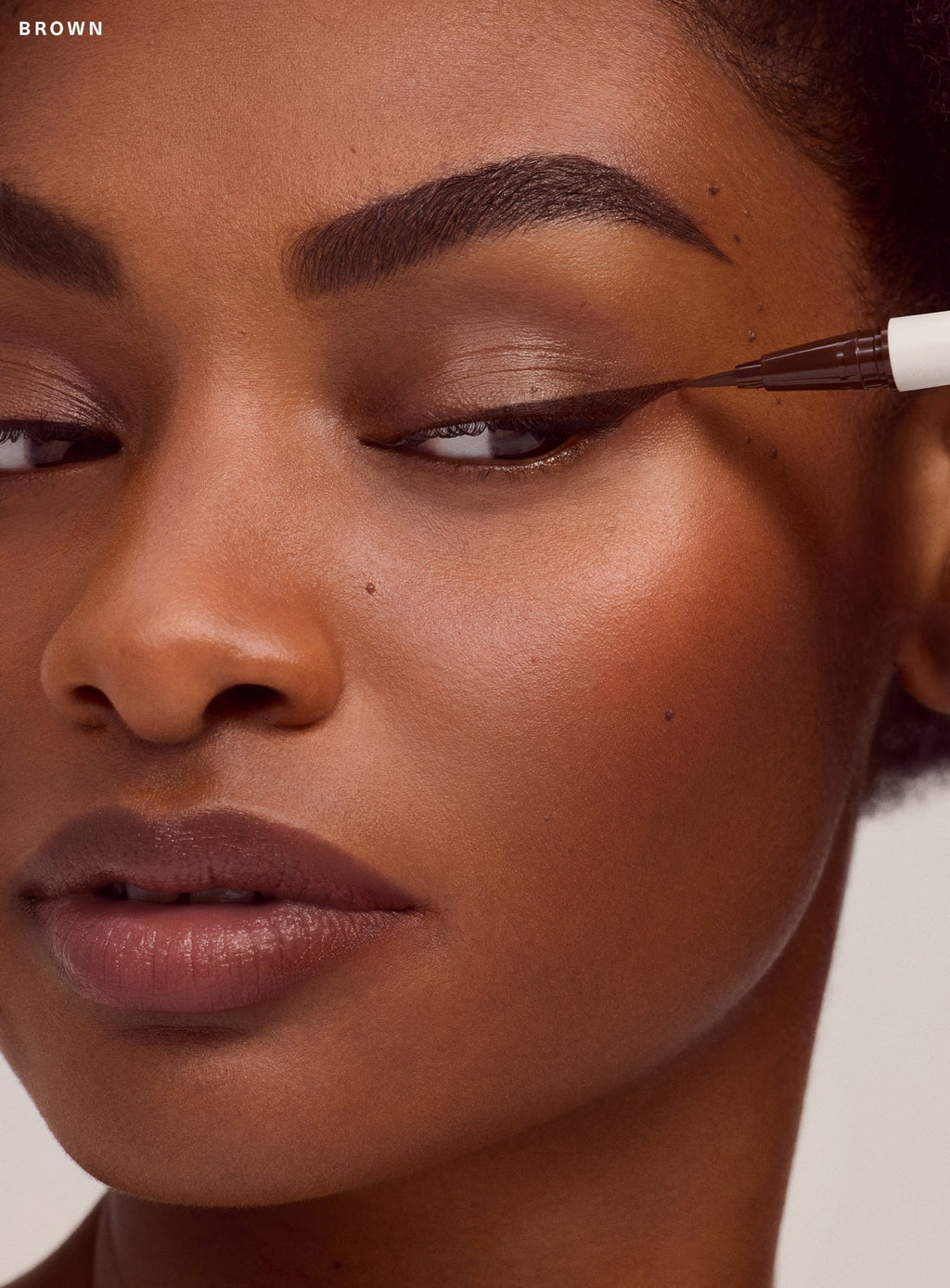Perfect Strokes Matte Liquid Liner – Brown