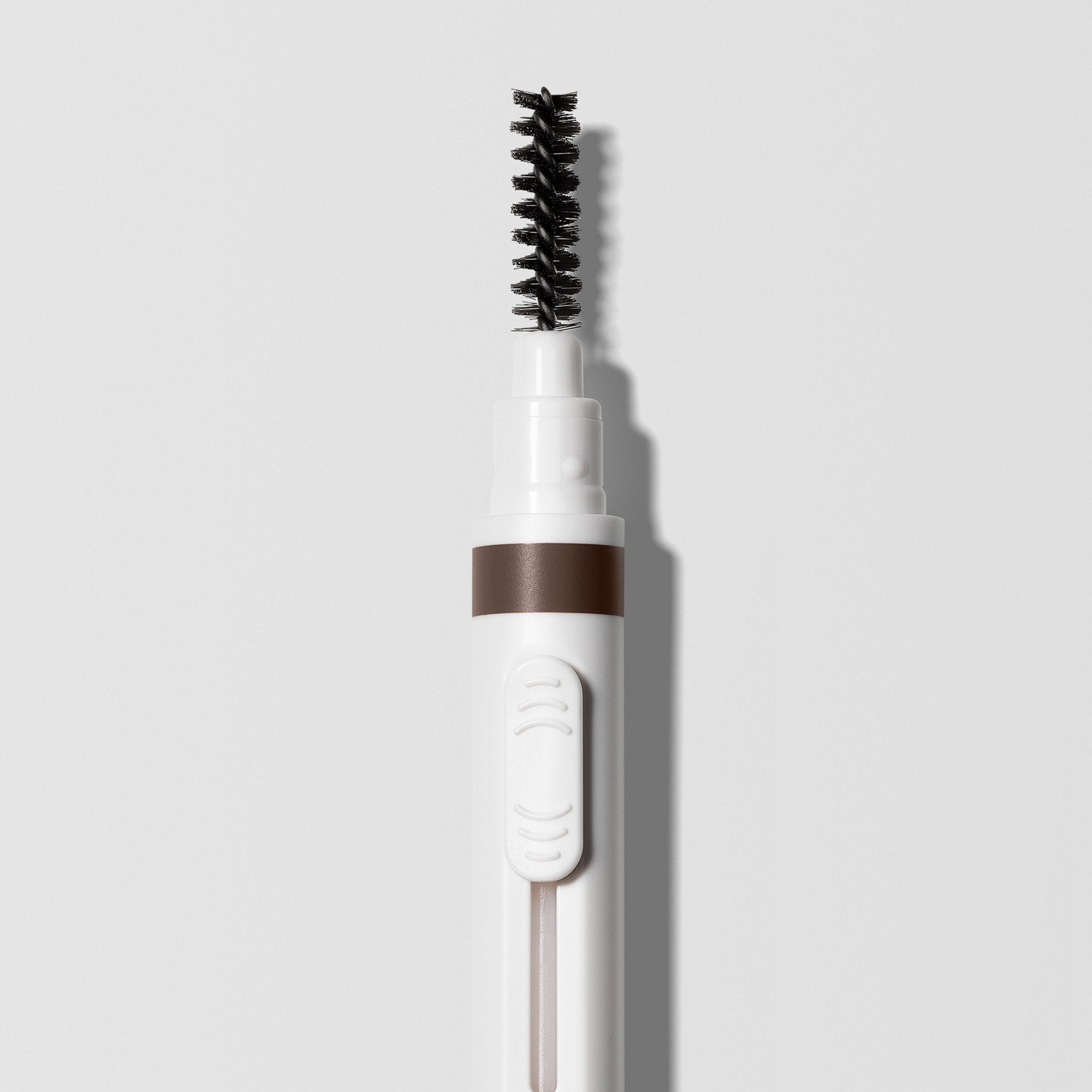 MASTER BLADE BROW PENCIL – Master Blade Brow Pencil – Deep Brunette